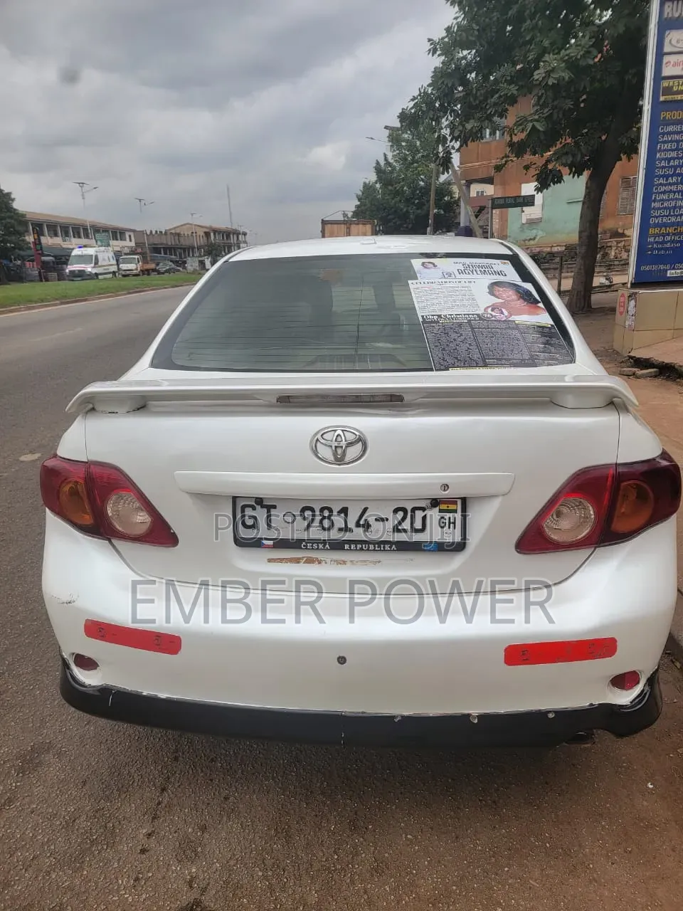 Toyota Corolla 2009 White