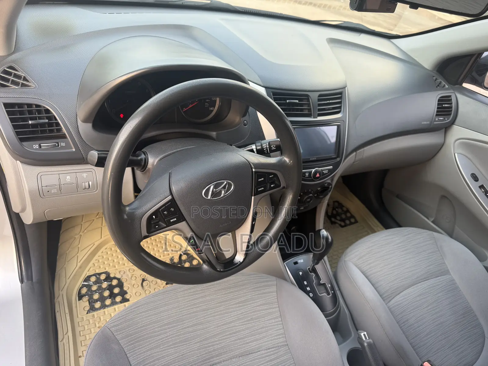 Hyundai Accent SE Sedan 2016 Silver