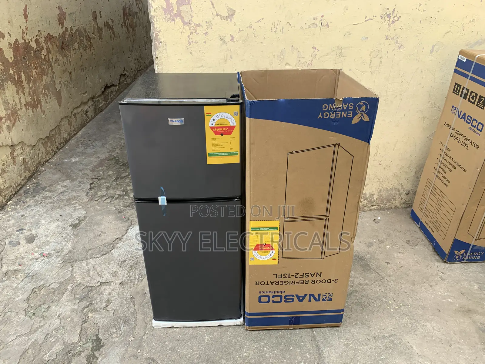 Massive Nasco NasF2-13FL 112litres Table Top Fridge