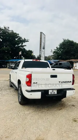 Toyota Tundra 2020 White