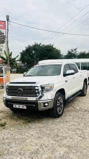 Toyota Tundra 2020 White