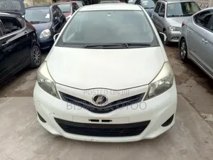 Toyota Vitz 2013 White