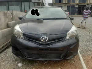 Toyota Vitz 2013 Black