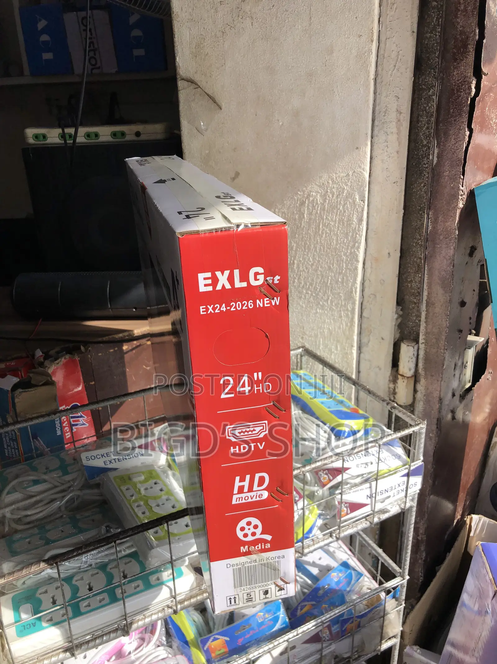 EXLG 24 Inch TV