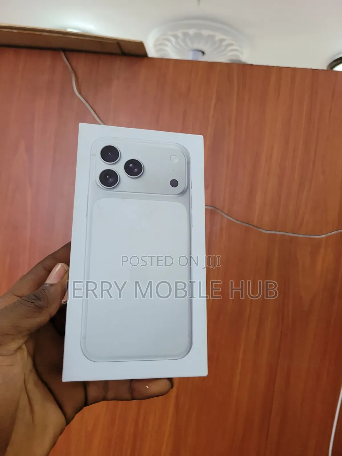 New Apple iPhone XR 128 GB
