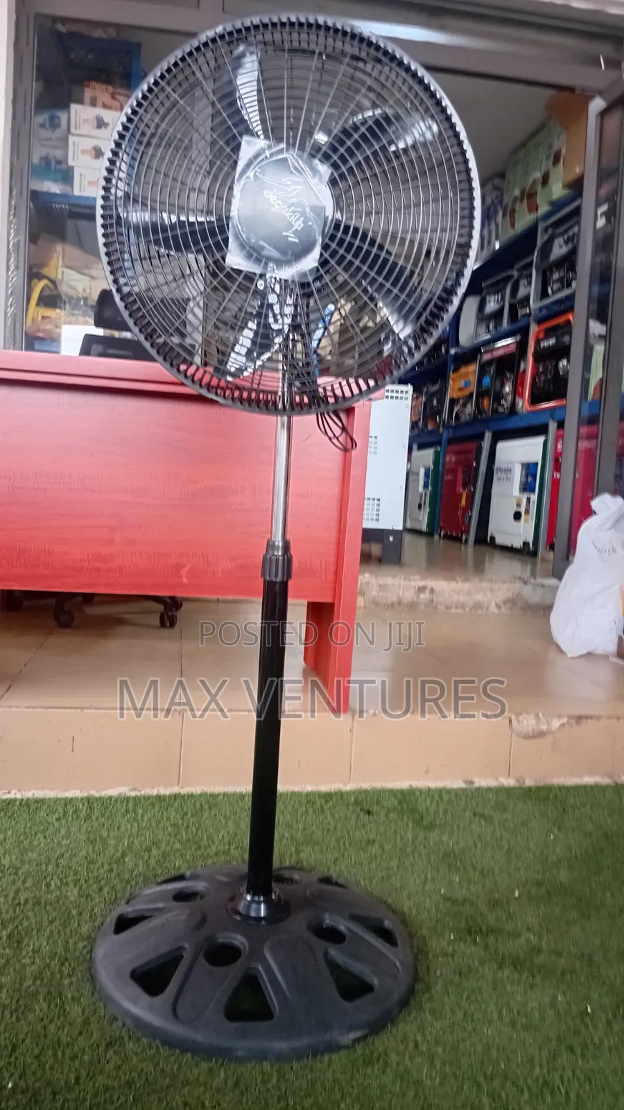 Decakila Fan With Adjustable Height and Speed