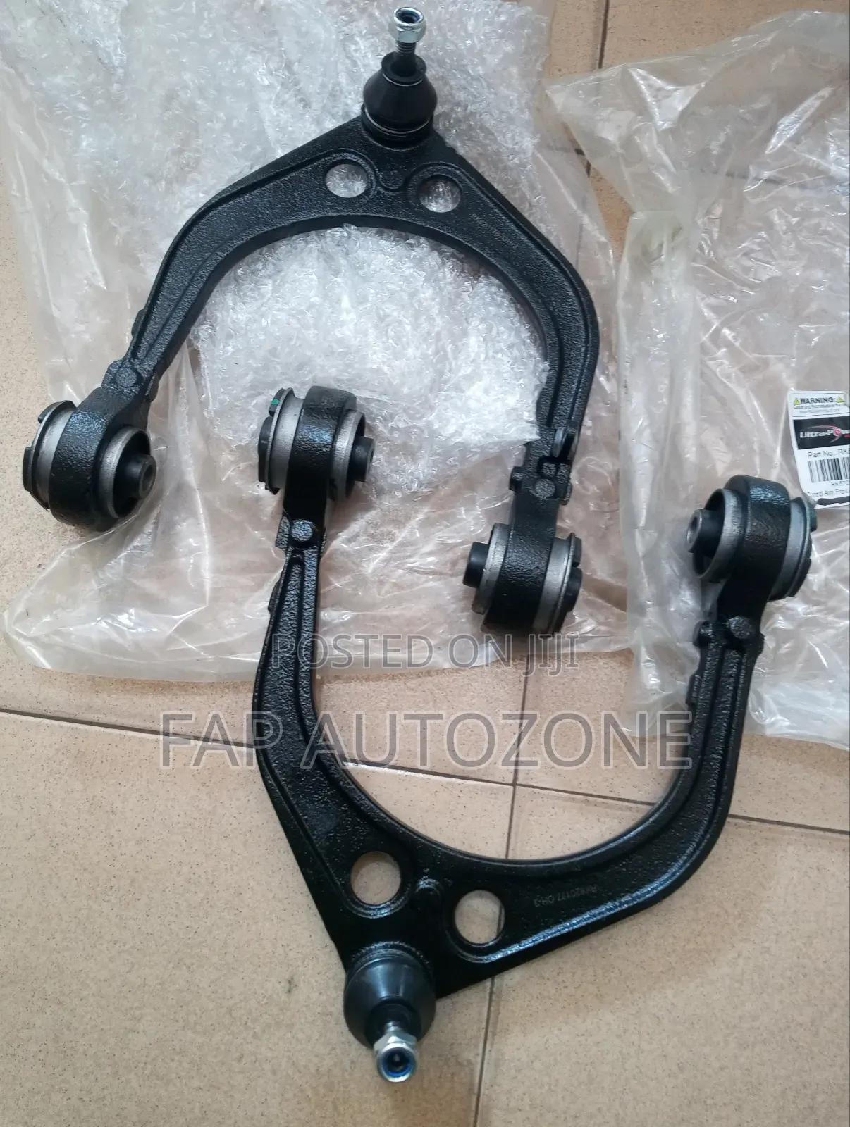 01592.Original Chrysler 300, and Dodge Charger Control Arm From USA