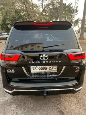 Toyota Land Cruiser 2015 Black
