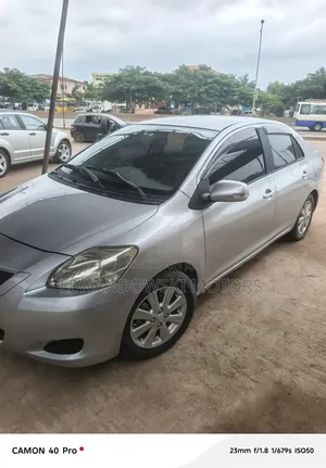 Toyota Belta 2012 Silver