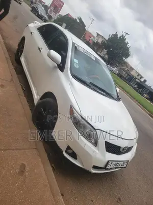Toyota Corolla 2009 White