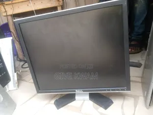 19 Inches Monitors