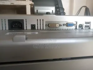 19 Inches Monitors