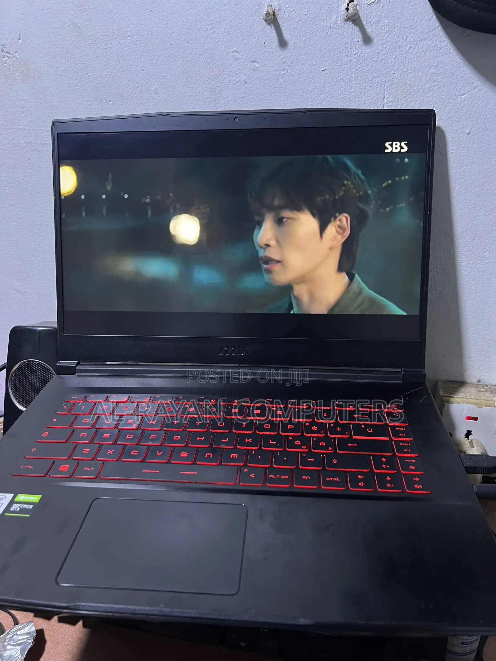 Laptop MSI GF63 8GB Intel Core i7 HDD+SSD 512GB