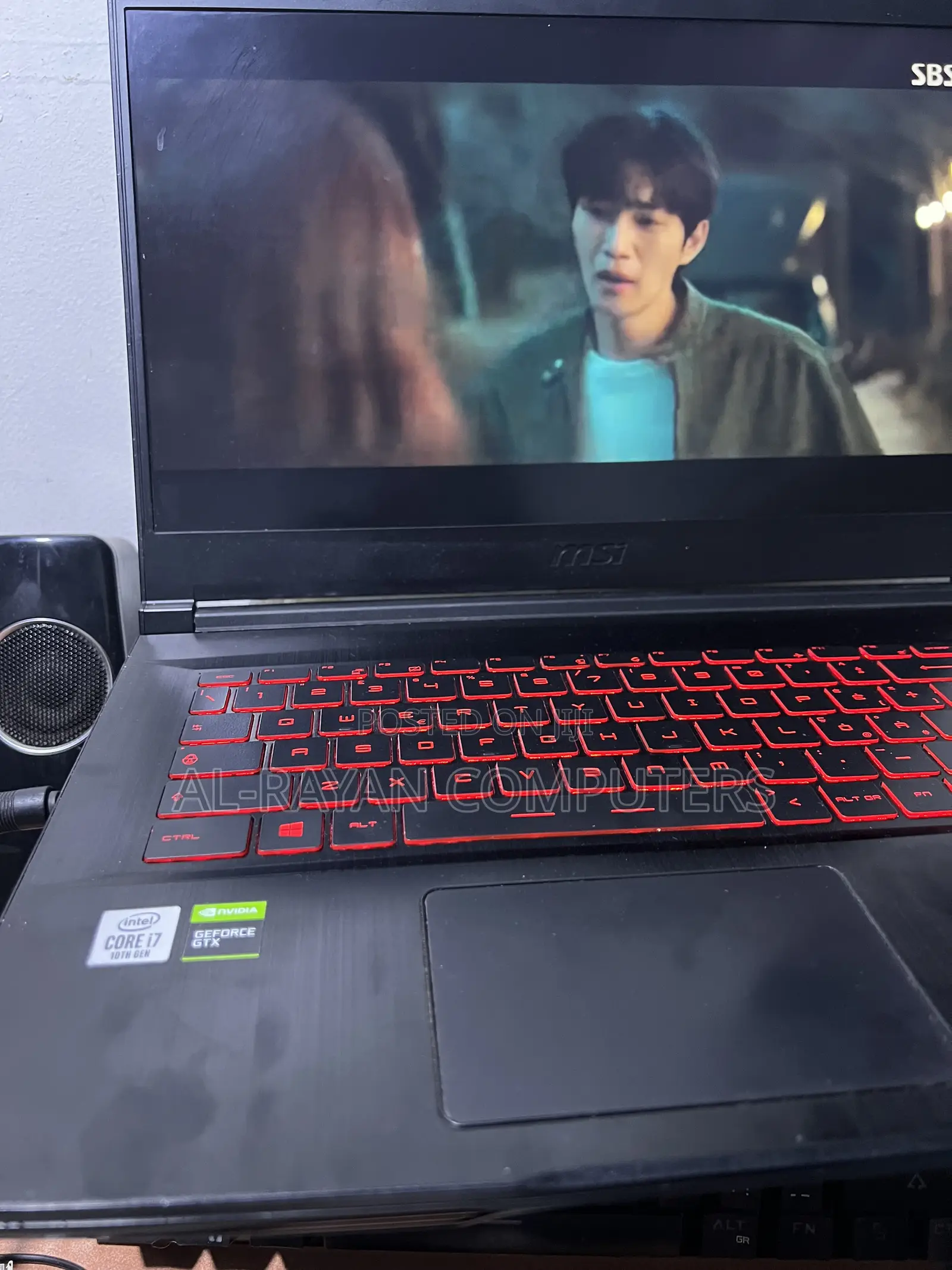 Laptop MSI GF63 8GB Intel Core i7 HDD+SSD 512GB