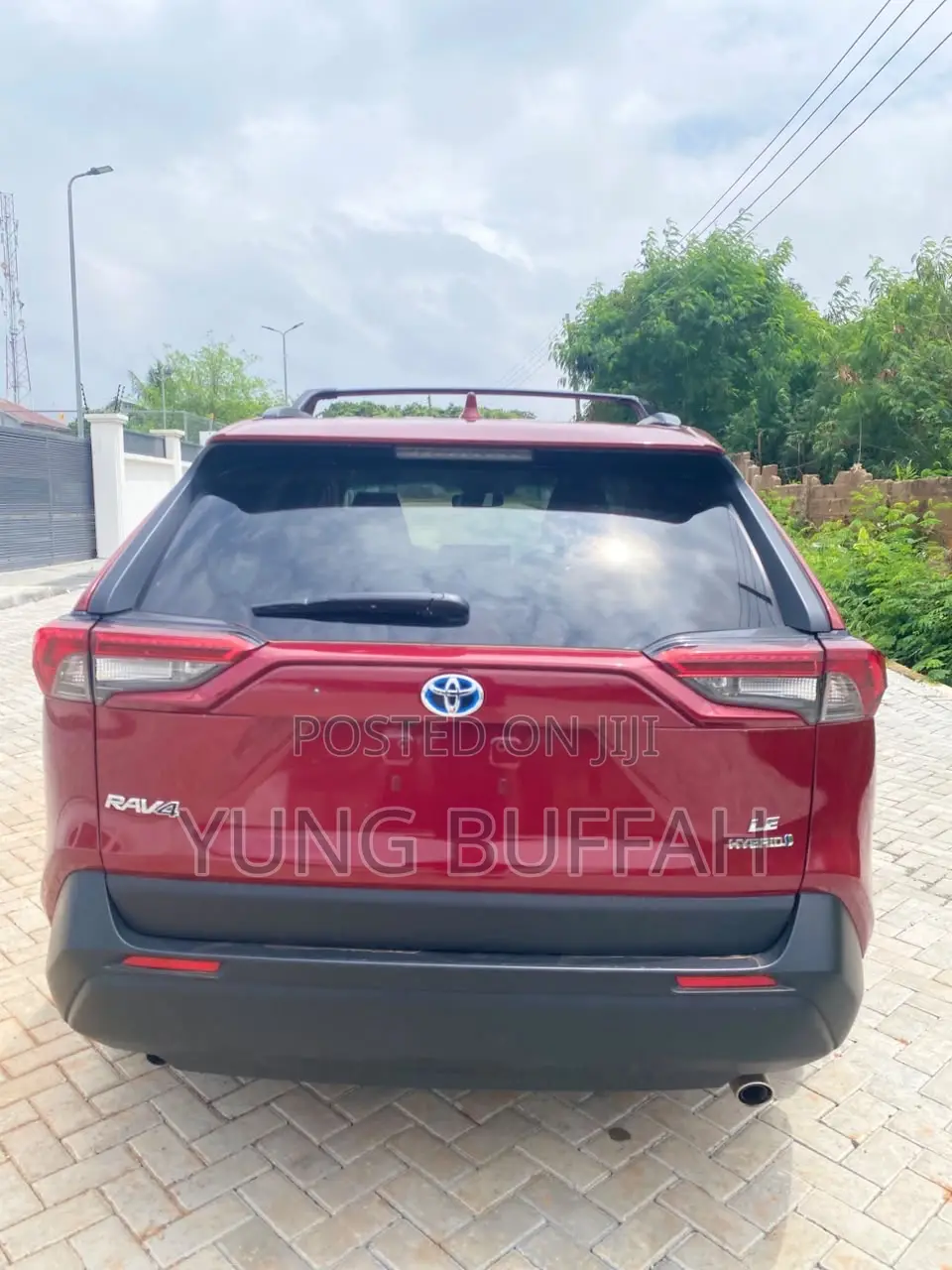 Toyota RAV4 LE AWD 2020 Red