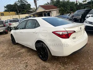 Toyota Corolla S 4dr Sedan (1.8L 4cyl CVT) 2016 White