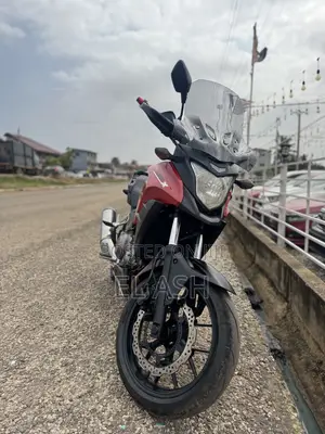 Honda CB 2020 Red