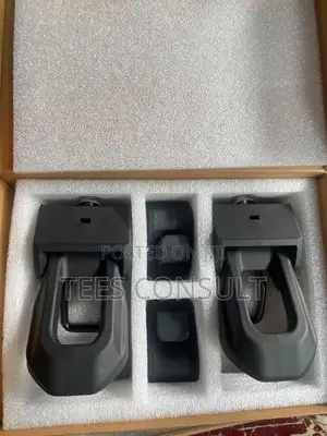 Jeep Sahara, Wrangler Hood Locker
