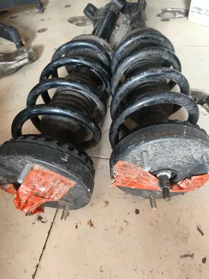 Chrysler 300 Front Shocks Complete Pair