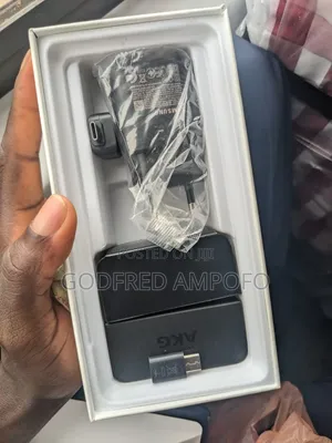 New Samsung Galaxy S20 FE 5G 128 GB Black