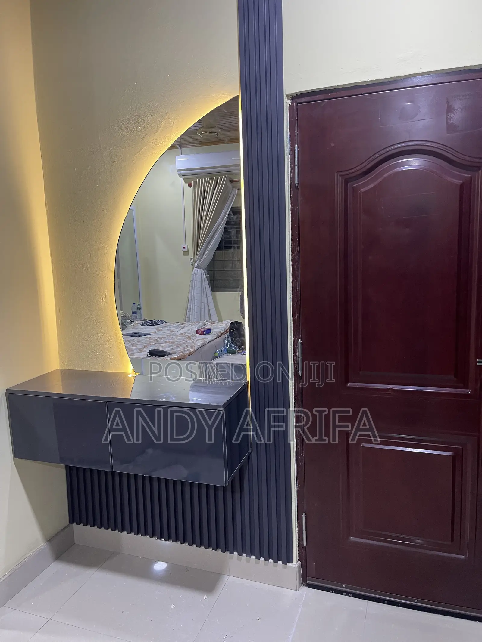 Vanity Dressing Mirror Unit
