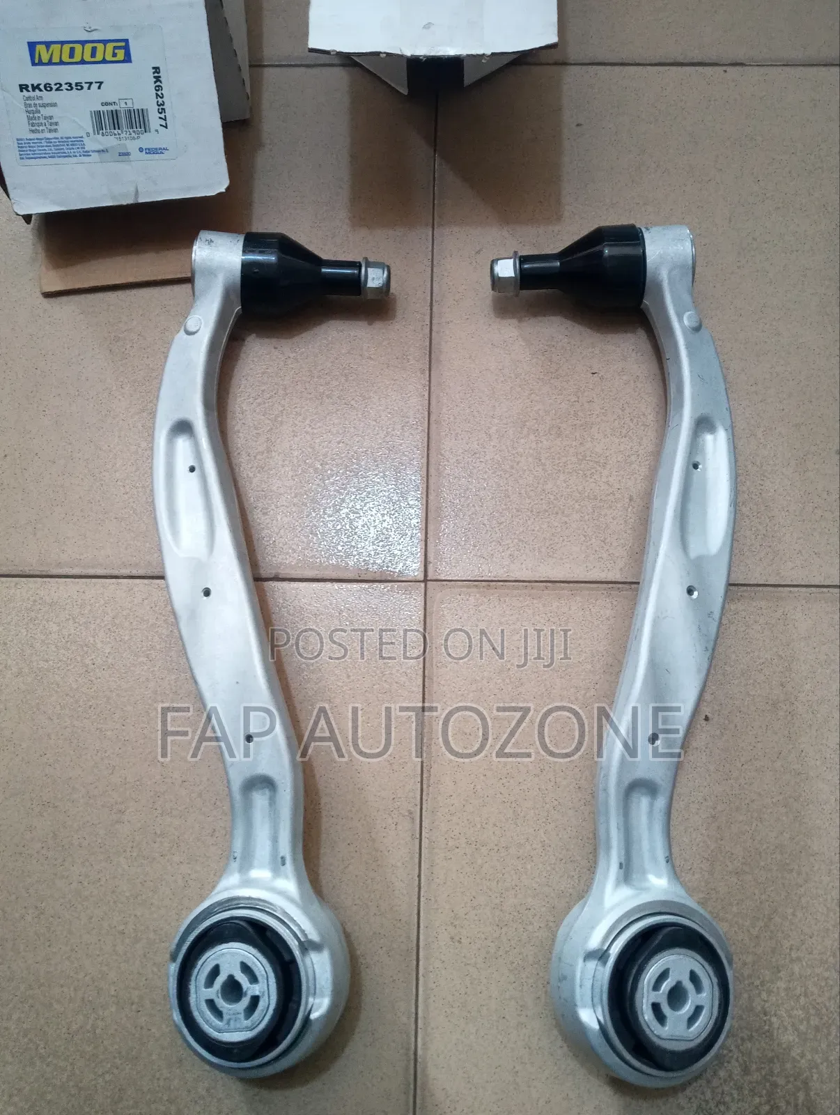 01384. Premium Moog Chevy CAMARO Control Arm From USA. RK623576