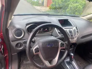 Ford Focus 2014 Red