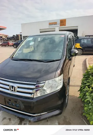 Honda Stepwgn 2012 Brown