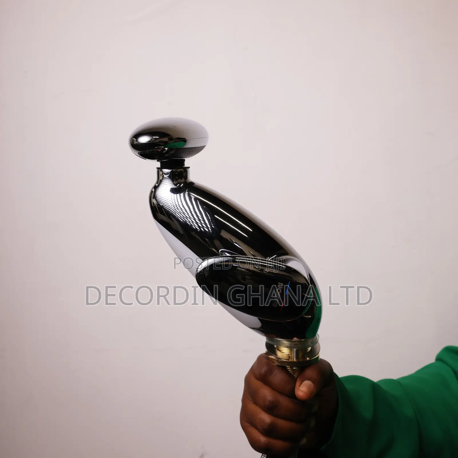 Pull-Out Bathroom Tap