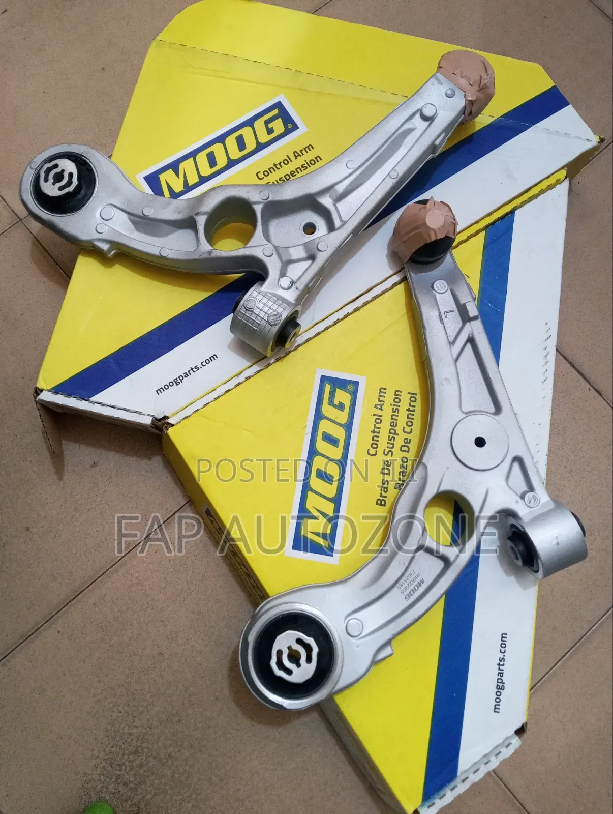 Authentic Moog Dodge Dart,Chrysler 200 Control Arm Assembly From USA.