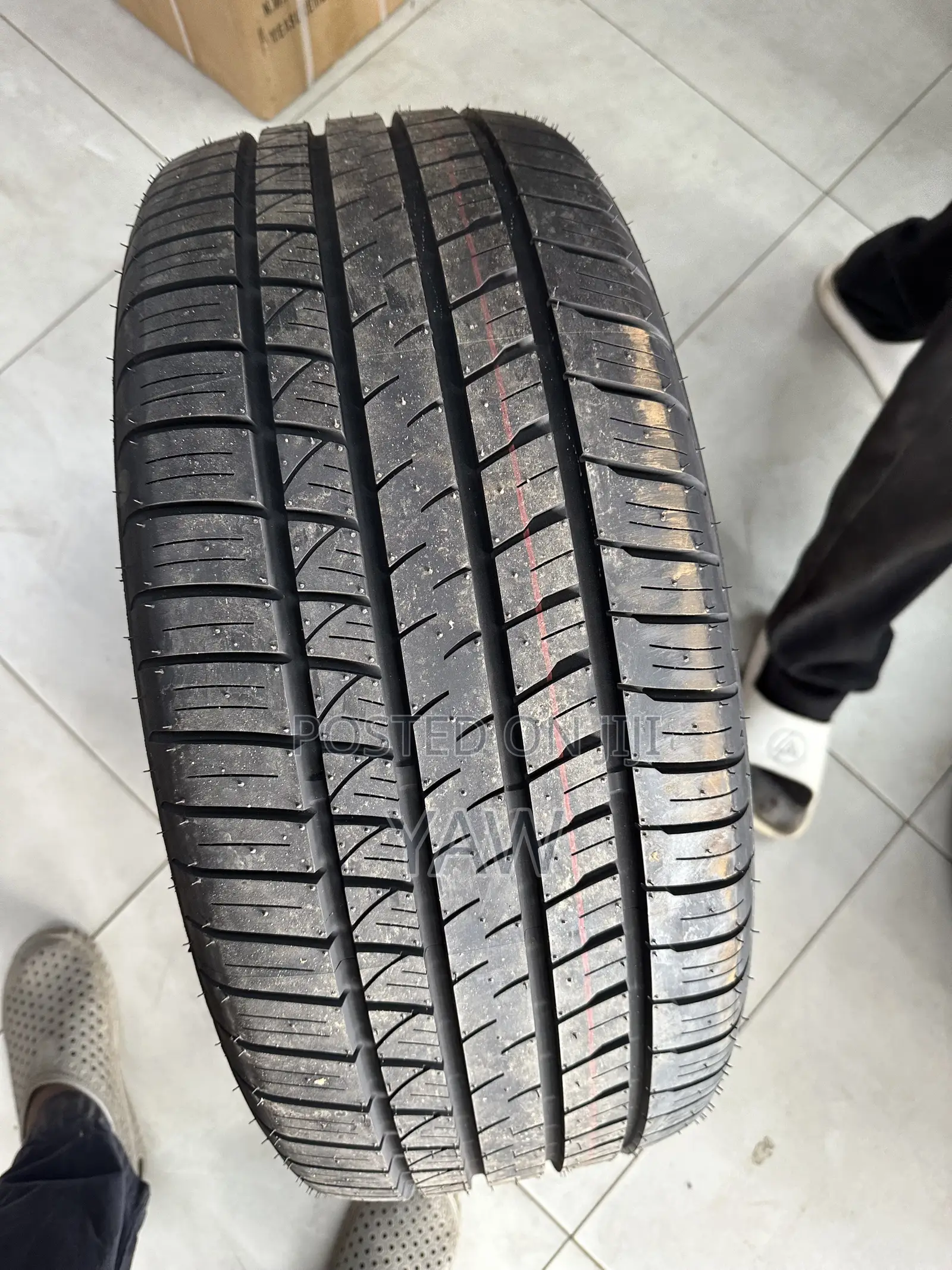275/45r20 110w Xl Armstrong