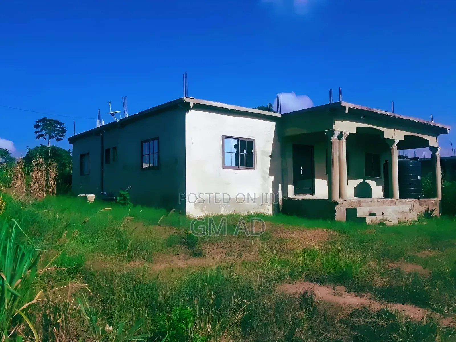 6bdrm Apartment in Nsawam Adoagyiri Municipal for Sale