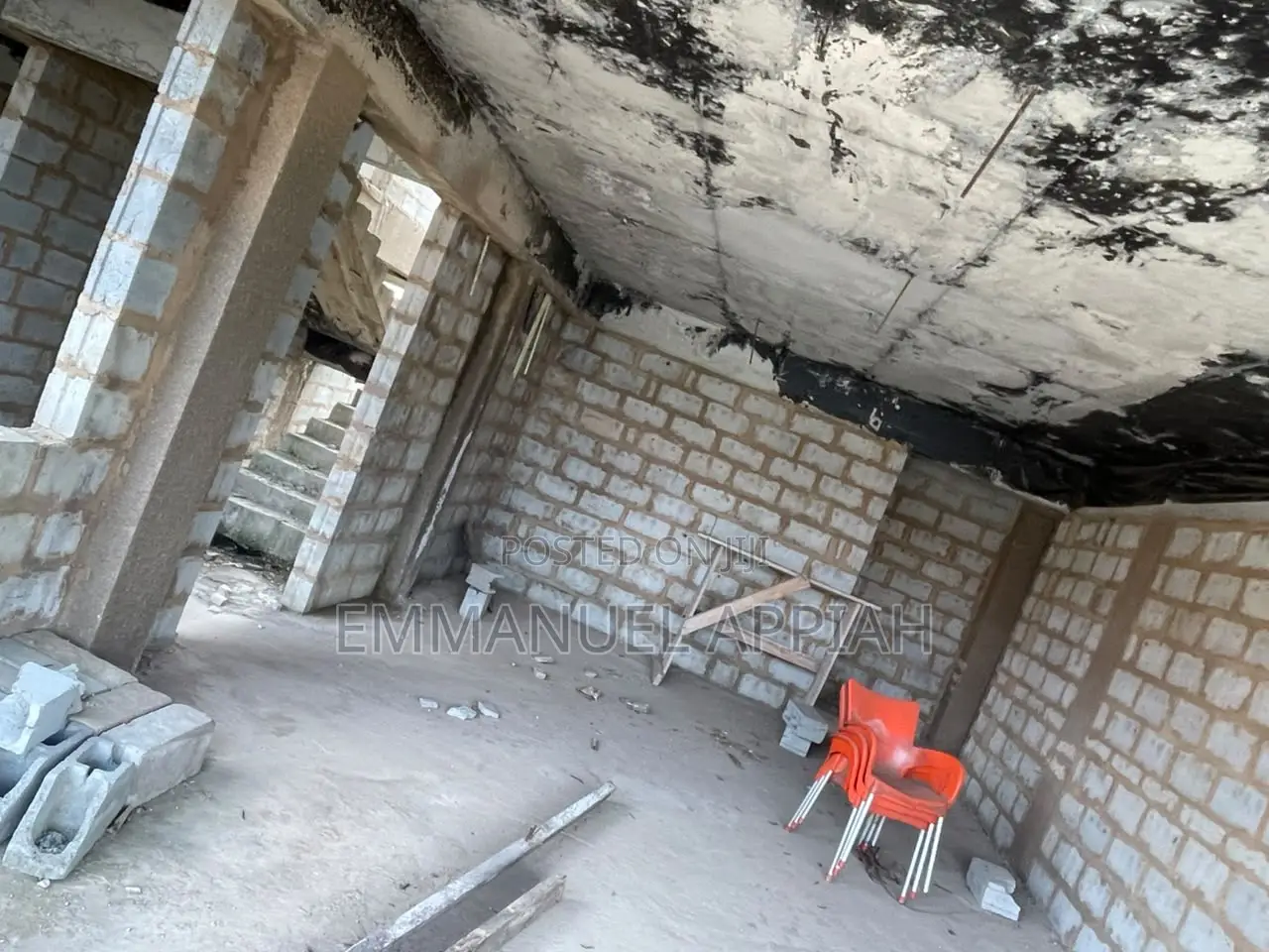 8bdrm Apartment in Achimota Abc for sale