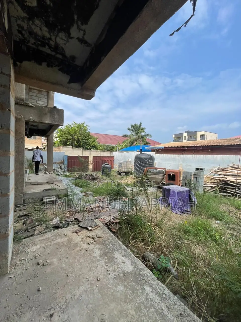 8bdrm Apartment in Achimota Abc for sale
