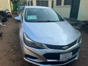 Chevrolet Cruze 2018 Gray
