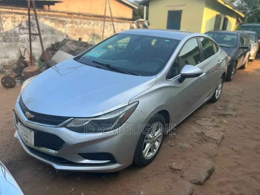 Chevrolet Cruze 2018 Gray
