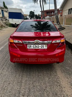 Toyota Camry 2014 Red