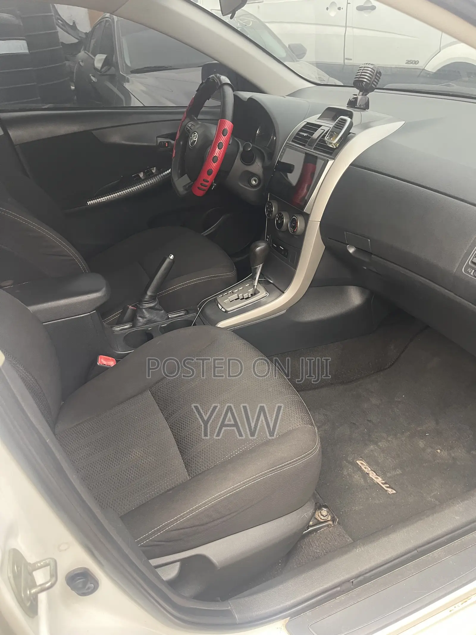 Toyota Corolla S 4dr Sedan (1.8L 4cyl 4A) 2013 White