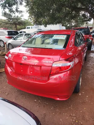 Toyota Yaris 2016 Red