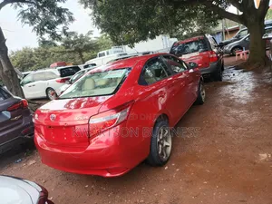 Toyota Yaris 2016 Red