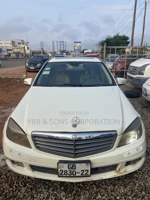 Mercedes-Benz C300 2008 White