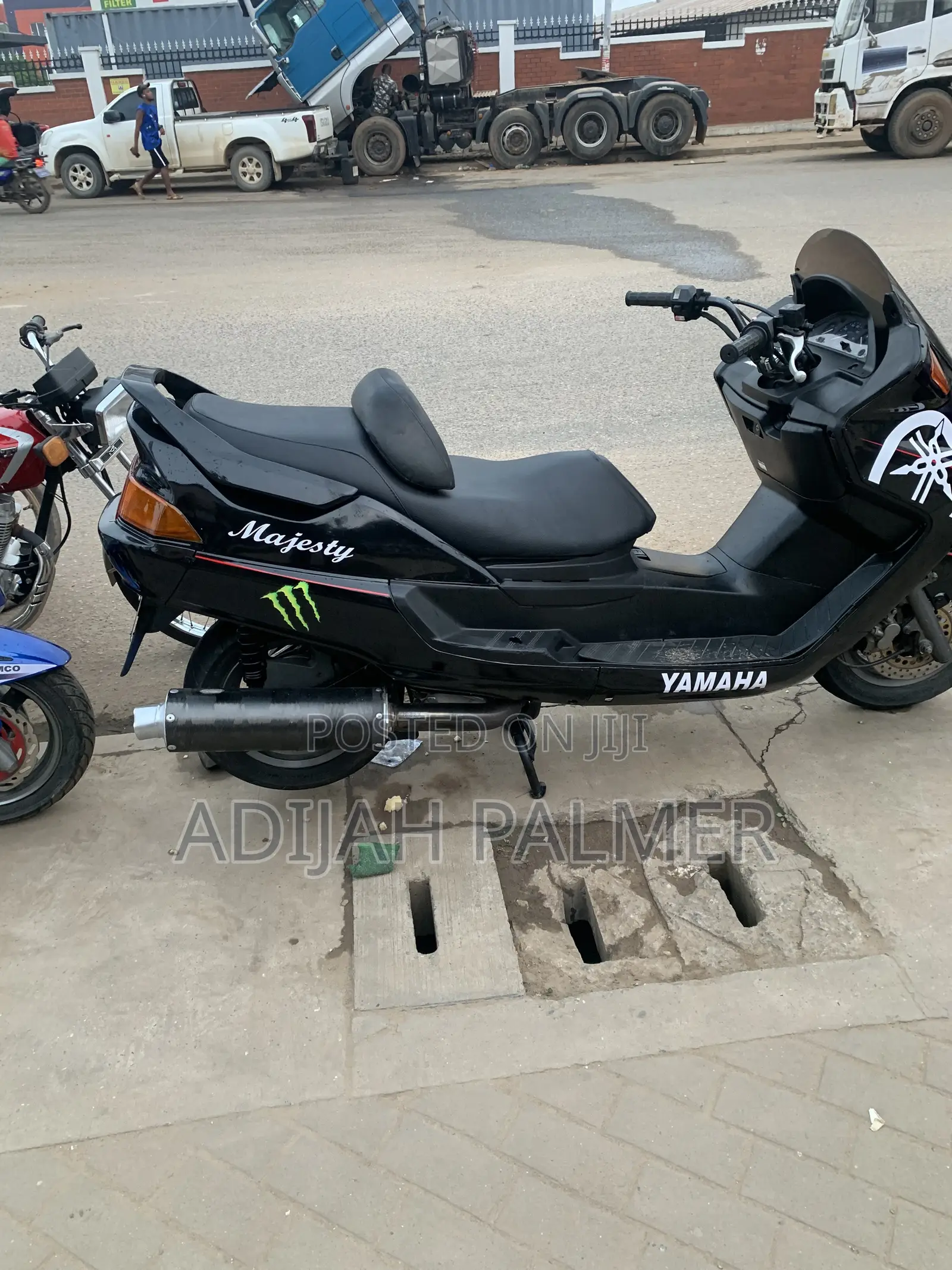 Yamaha Majesty 2024 Black