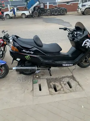 Yamaha Majesty 2024 Black