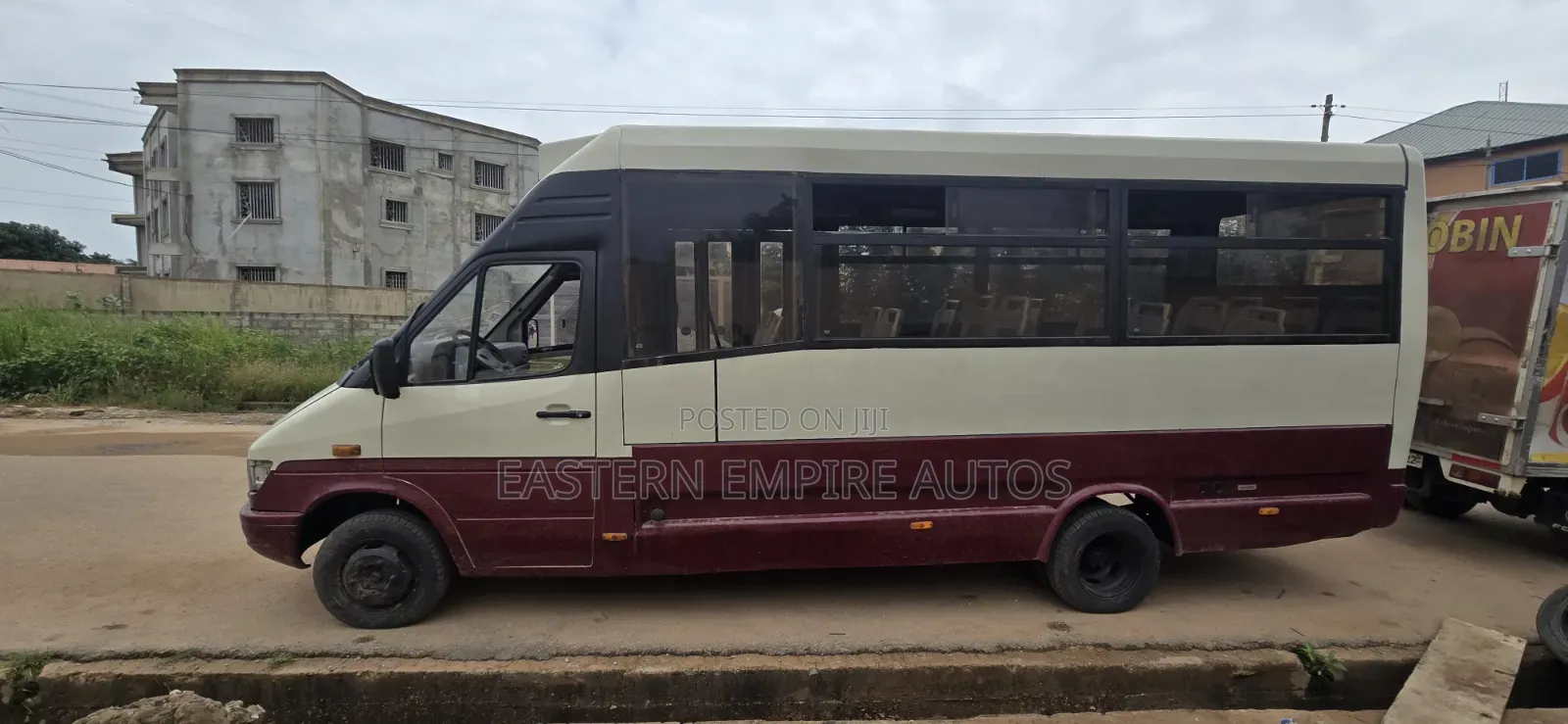 Mercedes-Benz Sprinter 2009 Brown