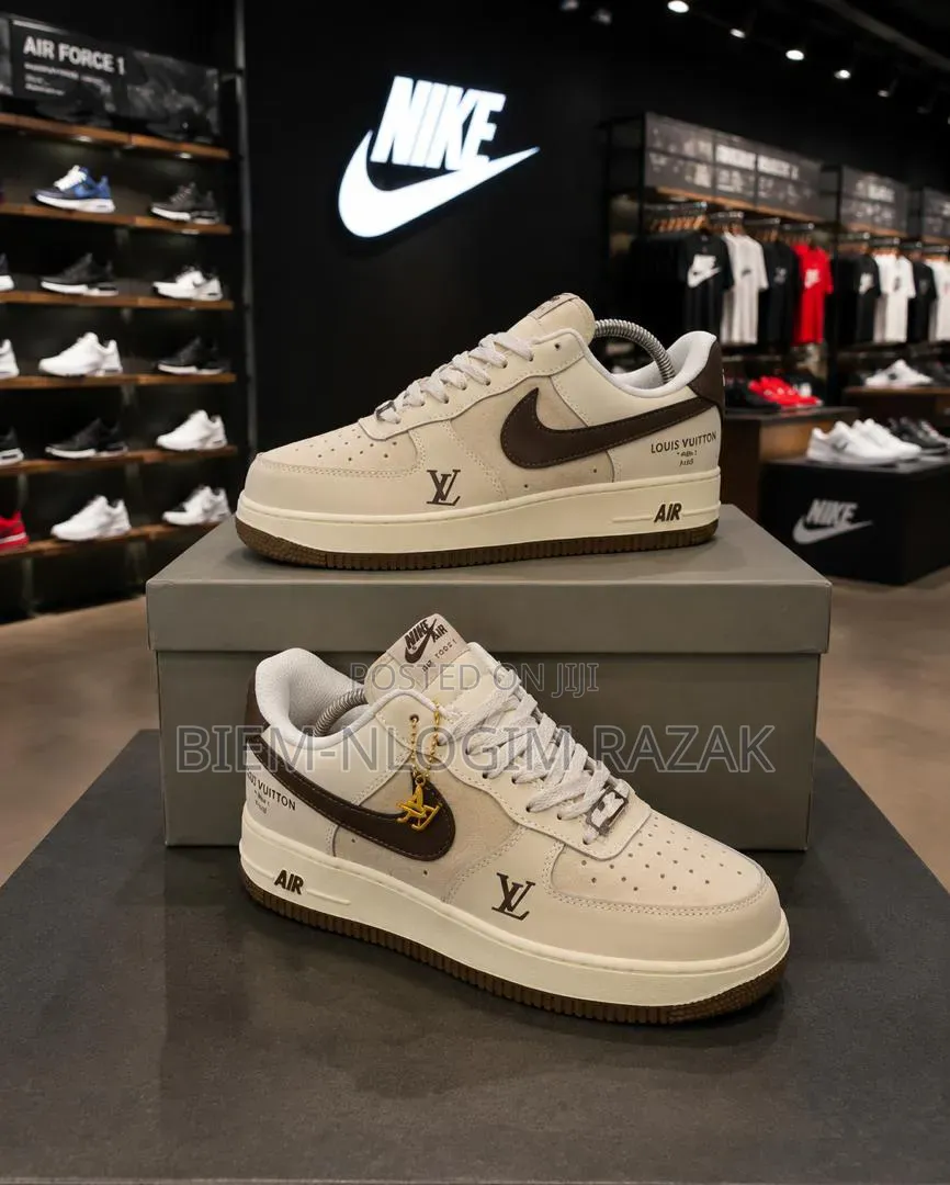 High Quality Luis Vuitton, Nike Air Force Available in Stock