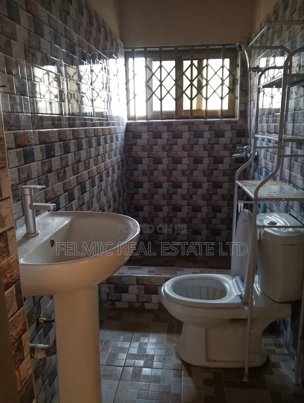 1bdrm Apartment in Felmic Real Estate, Ofankor for rent