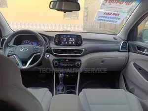 Hyundai Tucson SE AWD 2019 Gray