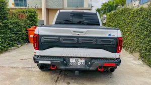 Ford F-150 Raptor 4x4 SuperCab Styleside 5.5 ft. box 133 in. WB 2019