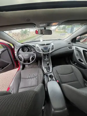 Hyundai Elantra 2015 Red