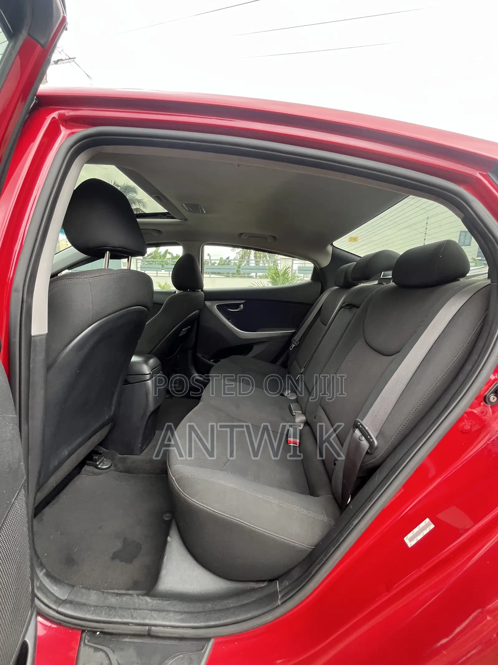 Hyundai Elantra 2015 Red